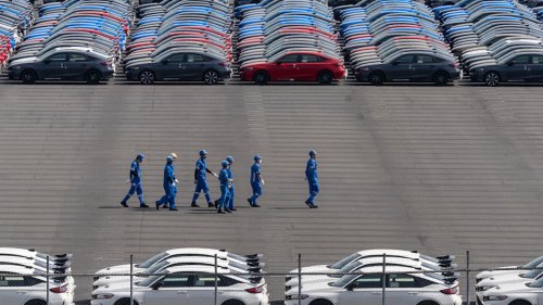 Trade tariffs bite: Japan's exports to the U.S. shrink for the first time this year
