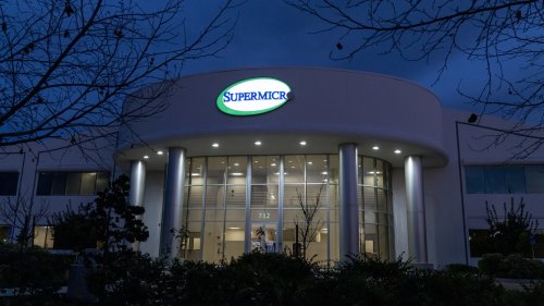 Super Micro's $50 Billion Stock Collapse Underscores Risk Of AI Hype ...