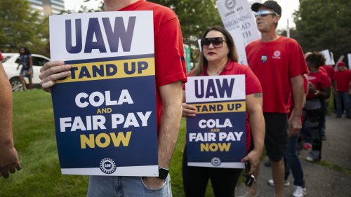 UAW targets 38 facilities at GM and Stellantis for expanded strikes, skips Ford