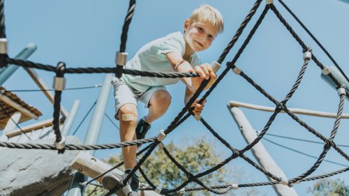 A psychologist says these 7 skills separate successful kids from 'the ones who struggle'—and how parents can teach them