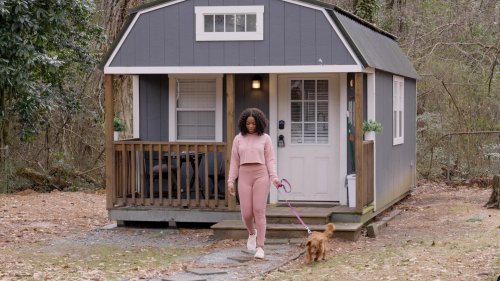 This 26-year-old pays $0 to live in a 'luxury tiny home' she built for $35,000 in her backyard—take a look inside