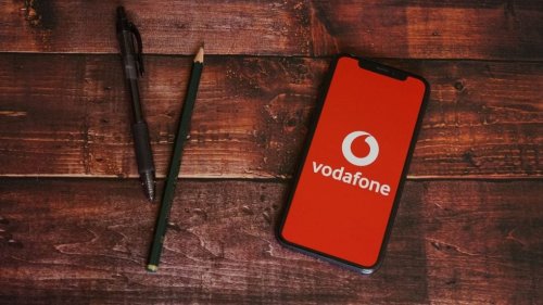 Vodafone has lost another million users, even the regulator is worried