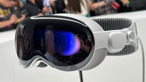 Vision Pro: Apple's Ambitious VR/AR Headset Emerges at WWDC, Arrives in 2024