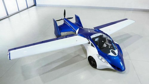 Revolutionary flying car prototype crashes