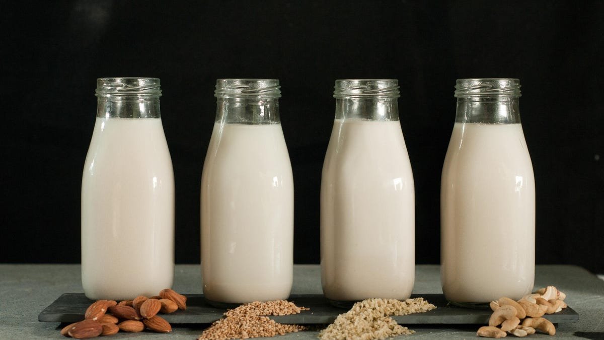 You'll Never Get Good Foam From Almond Milk. Here's What to Use Instead
