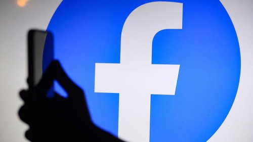 Facebook's Algorithm Update Aims to Show You Reels You'll Actually Like, Even if They're AI