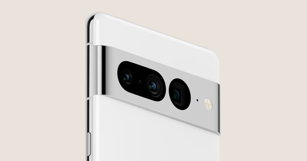 How Google's Pixel 7 Pro Uses New Camera Tech to Challenge the iPhone