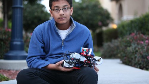 12-year-old builds low-cost Lego braille printer