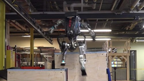Boston Dynamics' Atlas robot now does parkour