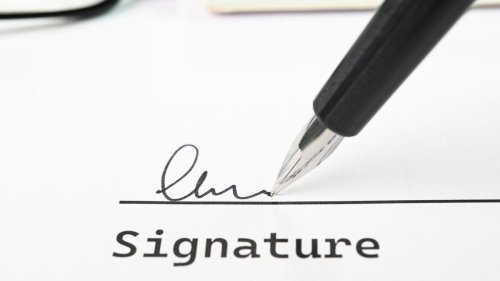 Sign Documents on Your iPhone in Just 5 Easy Steps