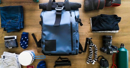 12 Essential Things I Pack Before Traveling