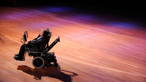 14 genius Stephen Hawking quotes that will make you question your place in the universe (pictures)