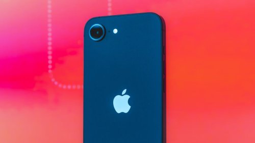 I Tested the $599 iPhone 16E, and It's Good but Also Kind of Odd