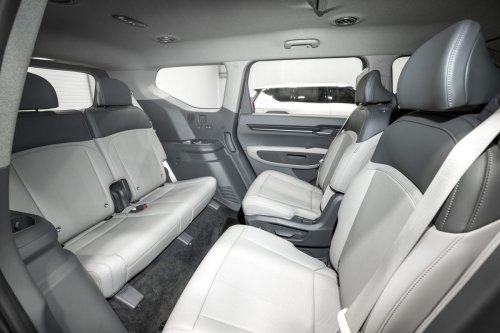 336-Mile Kia EV9 SUV Debuts with Downloadable Performance Upgrades