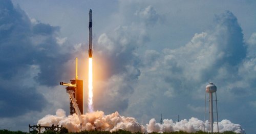 SpaceX Falcon 9 launch sets record, both fairing halves caught for first time
