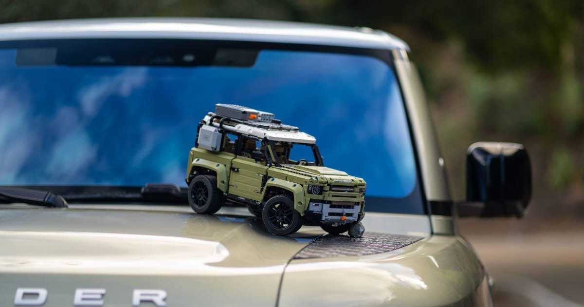 Lego Land Rover Defender Is a Great Way to Learn About (and Play) With Cars