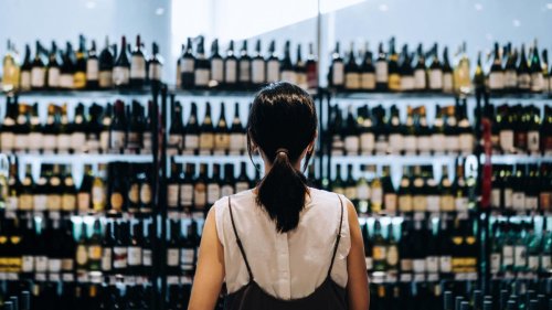 How to Read a Wine Label: A Beginner's Guide to Decoding Your Bottle