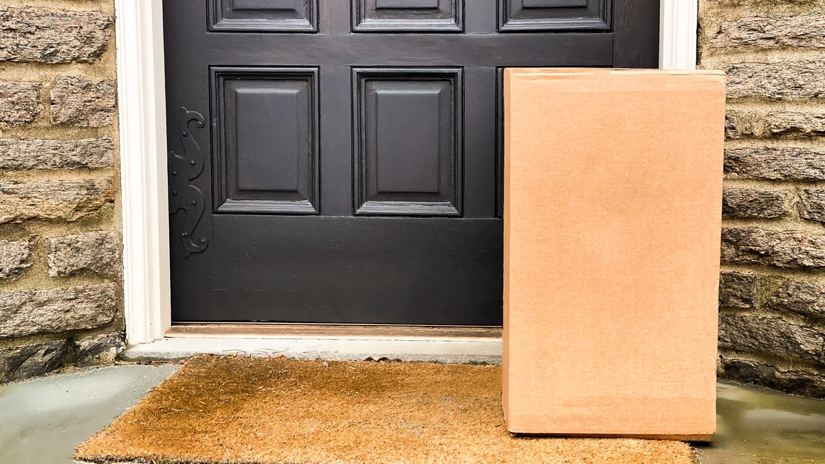 Stop Porch Pirates: 7 Effective Steps to Prevent Your Packages From Being Stolen