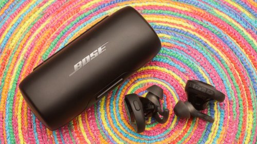 Bose SoundSport Free review: Bose's bulkier, better-sounding AirPods alternative gets $50 price cut