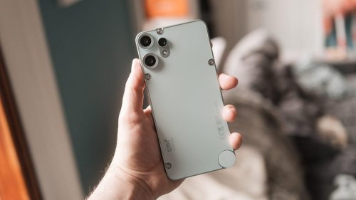 I Tried This Cheap Android Phone. There's a Lot to Be Excited About
