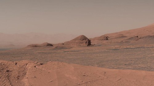 Curiosity Mars Rover’s View Atop ‘Mont Mercou’ (360 View)