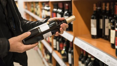 A Sommelier Told Me How to Find Great Bottles of Wine for Cheap