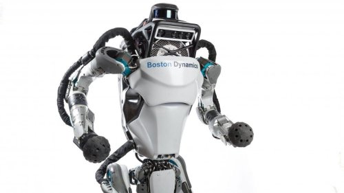 Watch the Boston Dynamics Atlas Robot Tumble Into Retirement With a Hilarious Blooper Reel