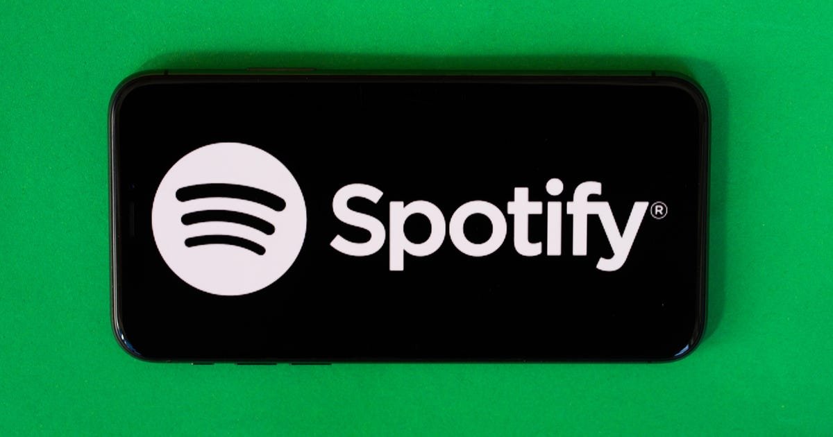 Spotify soars to 320 million listeners, with 144 million paid members