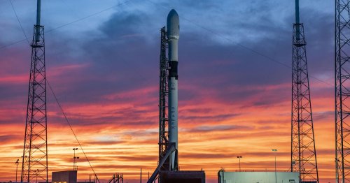 SpaceX celebrates 100th Falcon rocket launch with latest Starlink mission