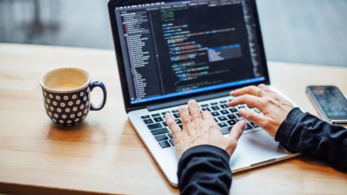 Learn to Code With These 5 Online Coding Courses for Beginners