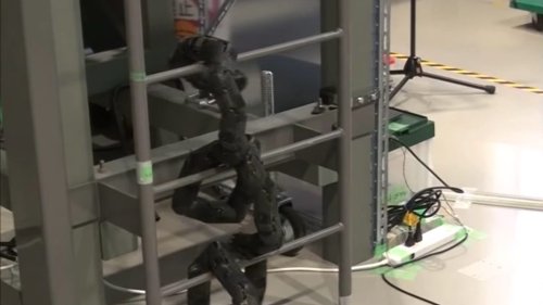 Scientists built a terrifying robot snake that can climb ladders