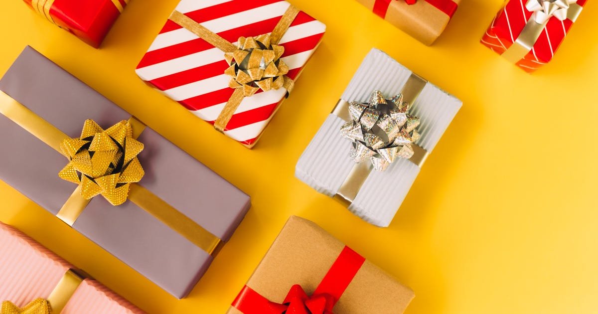 The Ultimate Holiday Gift Guide - cover
