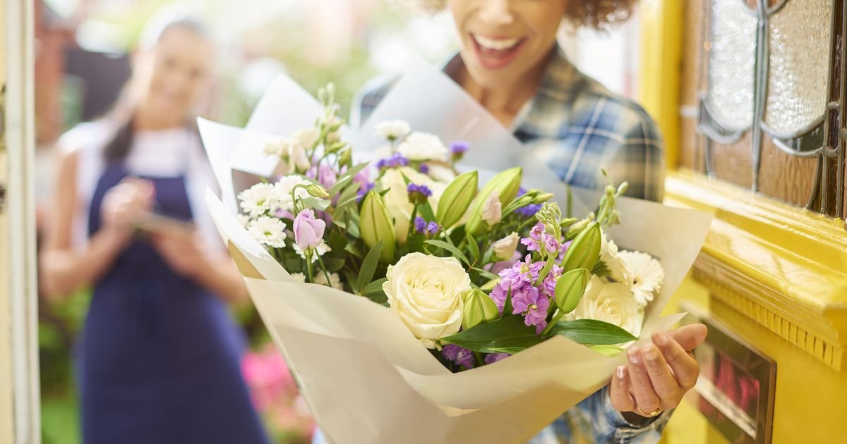 Best flower delivery for Valentine's Day: Farmgirl, Bouqs, 1-800-Flowers and more