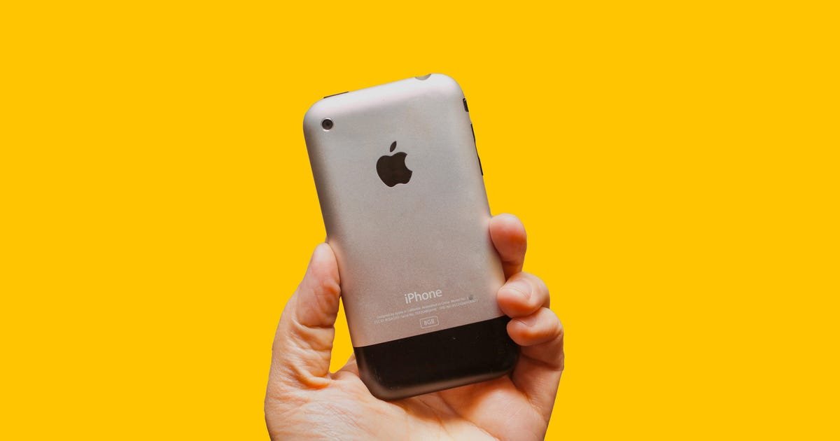 The iPhone's Most Important Part Isn't Apple's Hardware. It's Everything Else