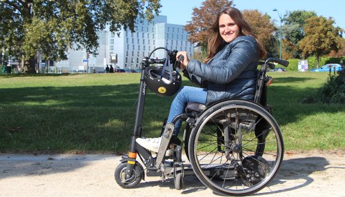 Cette trottinette destinée aux personnes handicapées s'installe à travers le pays
