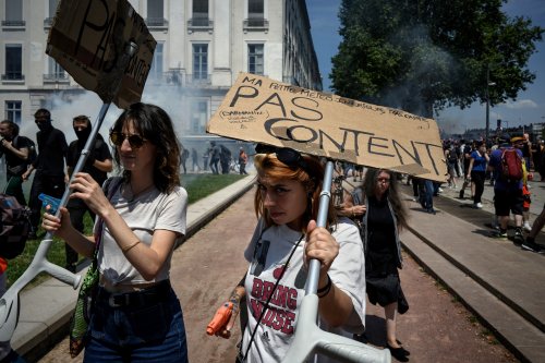 Grève contre la réforme des retraites : une 14e journée de mobilisation en forme d'échec