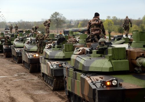 Sondage : 76% des Français contre l'envoi de soldats français en Ukraine