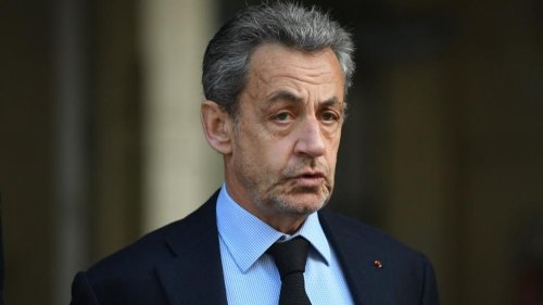 Réforme des retraites : Nicolas Sarkozy estime qu'utiliser le 49.3 est «une preuve de faiblesse»