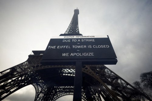 Fermeture de la tour Eiffel : combien d'entrées ont été perdues ?