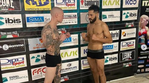 Italie : un boxeur marocain bat un adversaire couvert de tatouages nazis