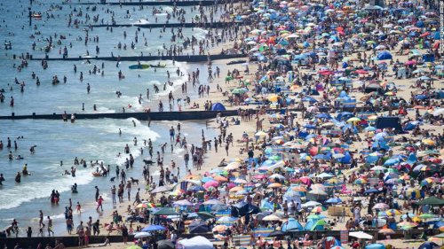 UK destinations take steps to avoid tourist pandemonium