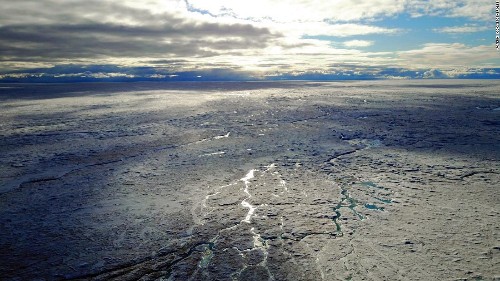 Microscopic life is melting Greenland's ice sheet