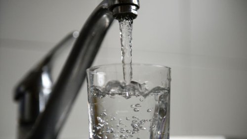 Fluoride exposure in utero linked to lower IQ in kids, study says
