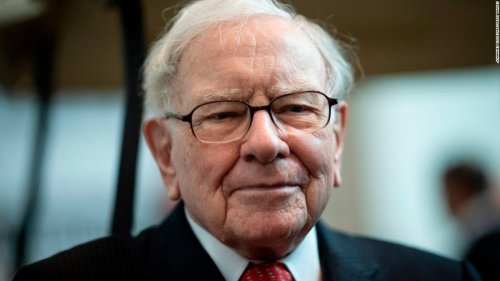 Warren Buffett's Berkshire Hathaway finally bails on Wells Fargo
