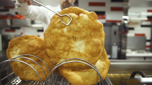 This is what happens if a pizza and a donut had a baby