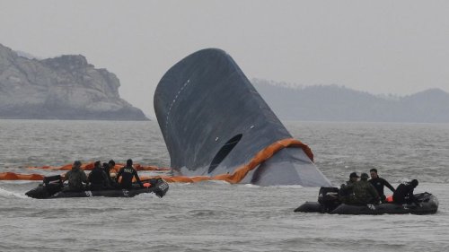 South Korean President: Actions of sunken ferry crew ‘akin to murder’