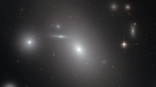Hubble image: Dormant black hole, in a word, is gargantuan