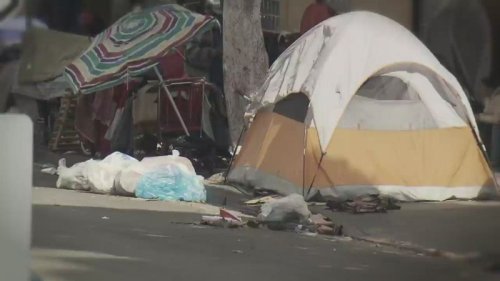 Los Angeles declares ‘state of emergency’ on homelessness