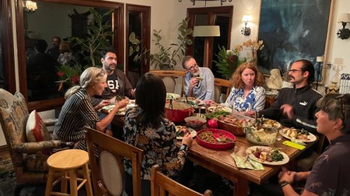 A Los Angeles woman invited an Afghan refugee family over for Thanksgiving. Here’s what happened at their first Thanksgiving meal