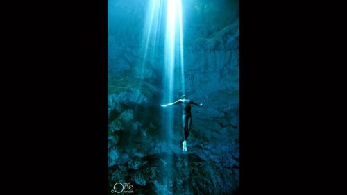Simply breathtaking: Freediving couple's stunning underwater photo shoot